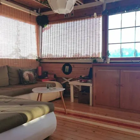 Holiday home En Chillada River House *